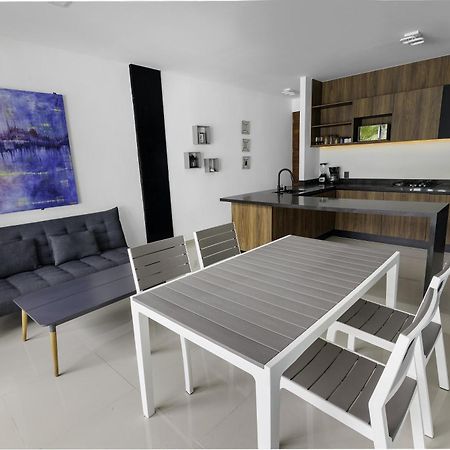 Angelina 28 Beachfront And Family Apartments - Modern And Relaxing Long Stays - 20 Min From Cancun Airport Puerto Morelos Exterior photo